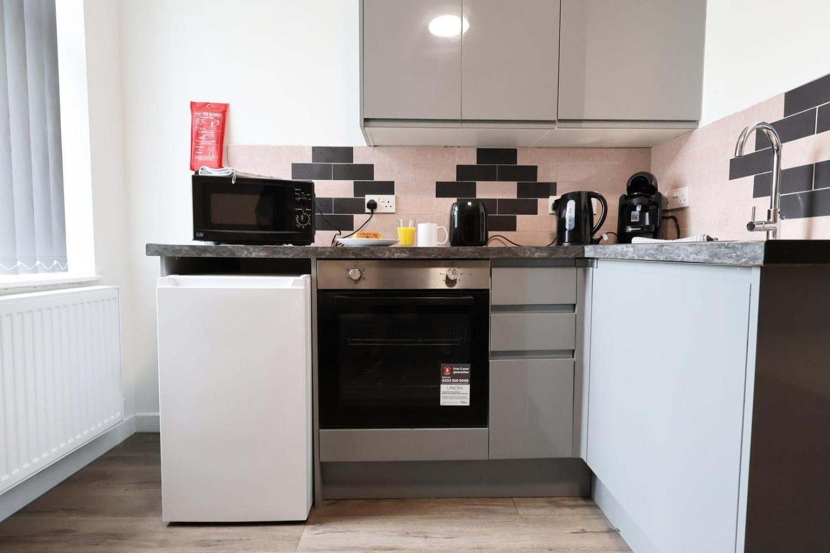 Cohost Partners | Smart Tv | 5 Min City | Parking Cardiff Buitenkant foto